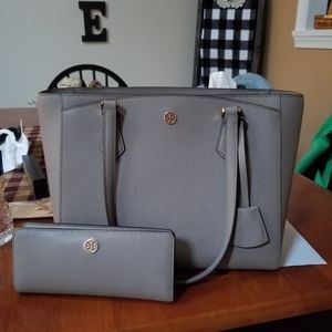 Tory Burch purse and wallet